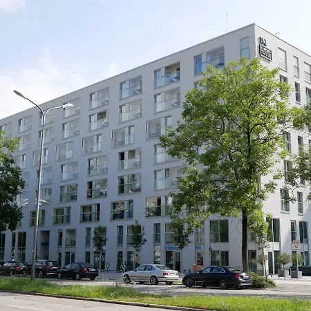 Timehouse Serviced * München