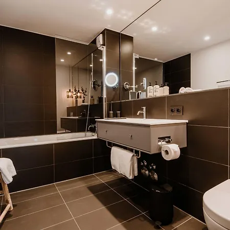 Timehouse Serviced *