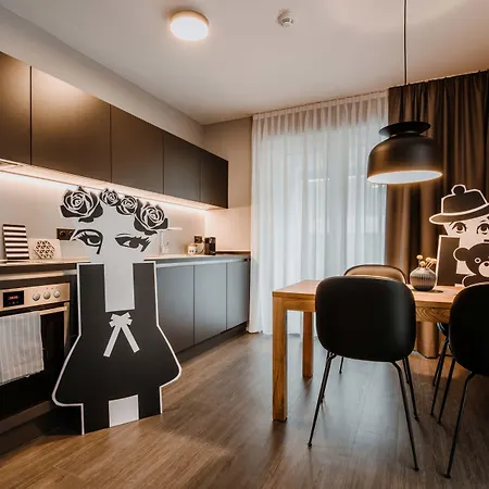 Timehouse Serviced Apartman *