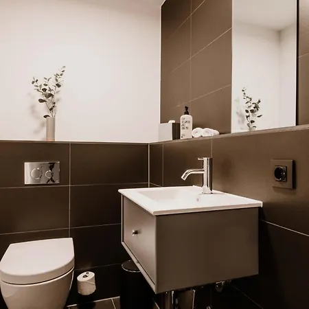 Timehouse Serviced Apartman *