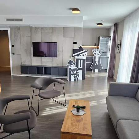 Timehouse Serviced Appartement *