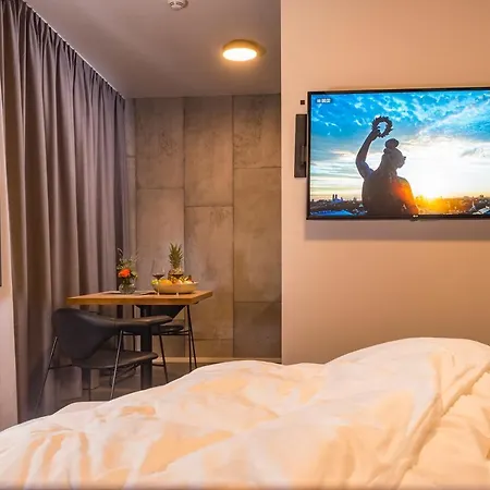 Timehouse Serviced Apartmán