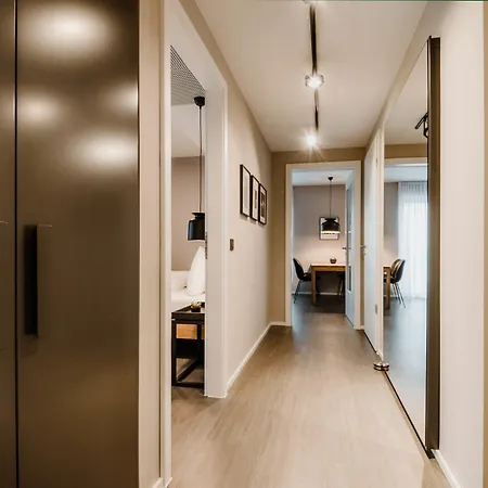 Timehouse Serviced Apartment *