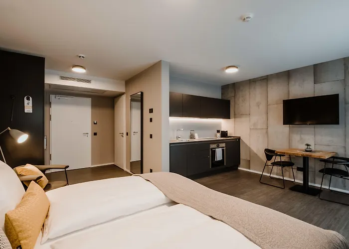 Timehouse Serviced *