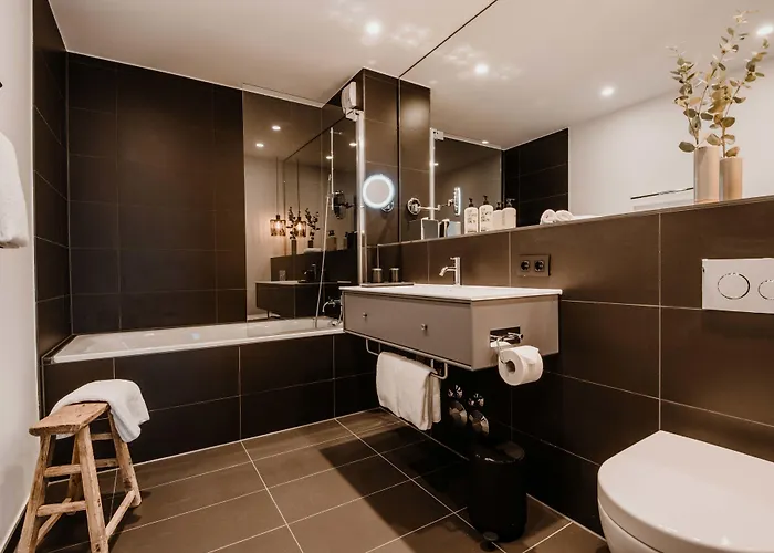 Timehouse Serviced *