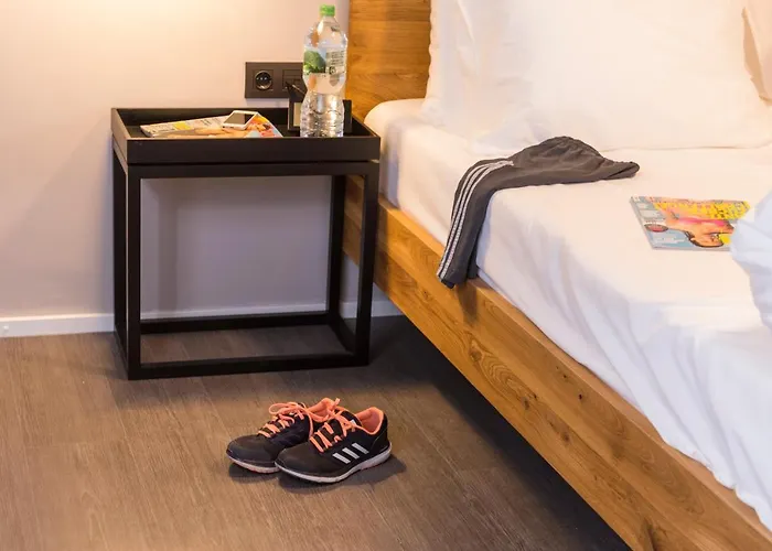 Timehouse Serviced *