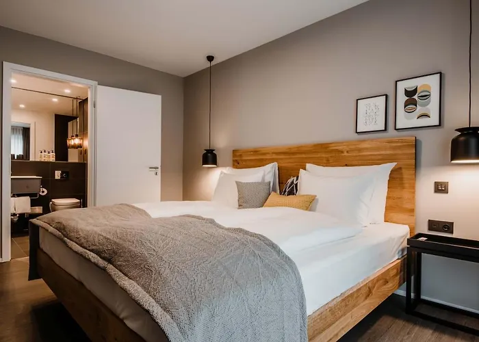 Timehouse Serviced *