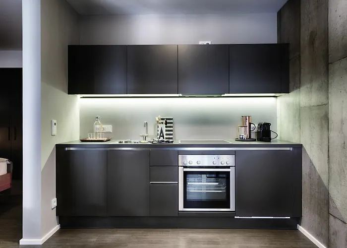 Timehouse Serviced *